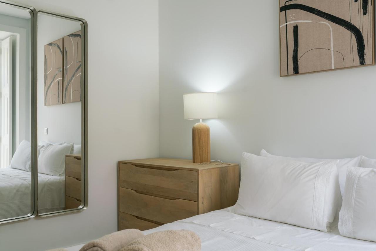 Luxury Condo In Heart Of Baixa-Chiado Lisboa Eksteriør bilde